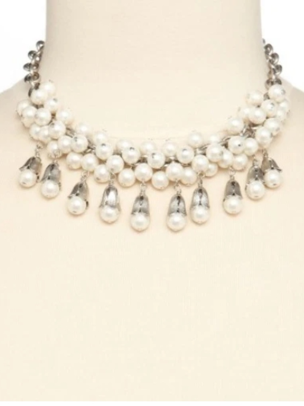 NWT Ann Taylor Tulip Pearlized Faux Pearl Dangle Statement Choker Necklace
